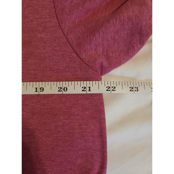 Gildan large women's purple "Pray on it" graphic tee - Picture 6 of 7